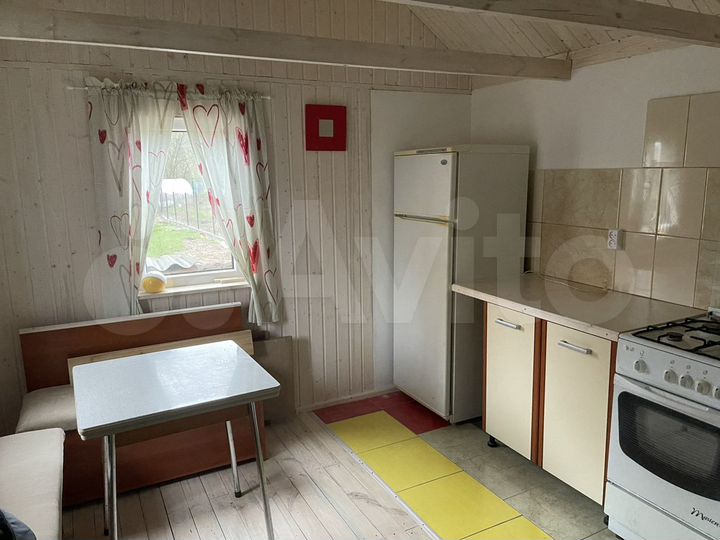 Дом 30 м² на участке 10 сот.