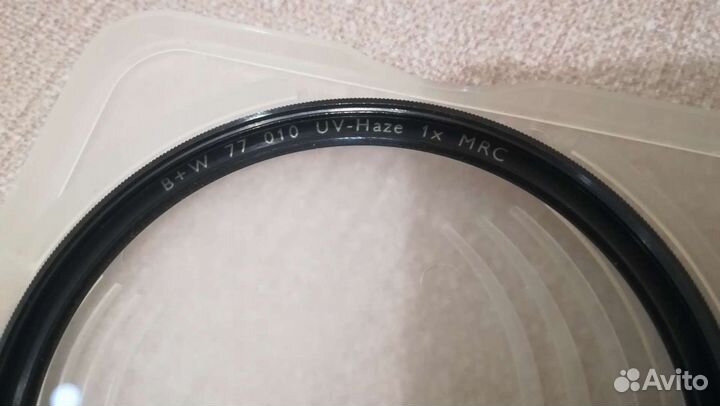 Светофильтр B+W 77 010 Uv-haze 1x MRC