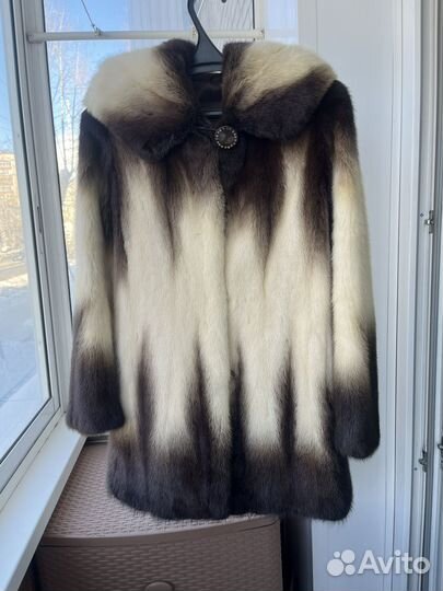 Норковая шуба р. 46 с капюшоном