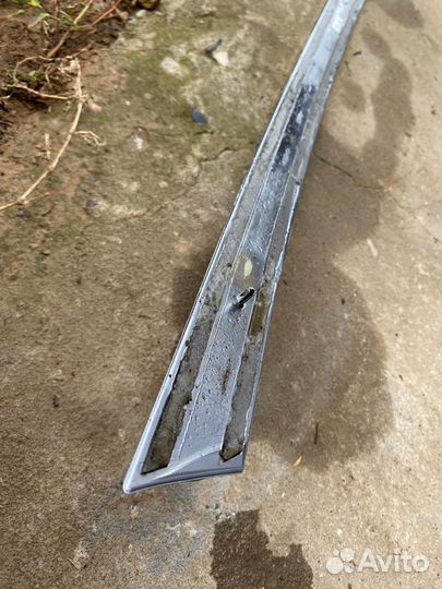 Молдинг крышки багажника Mercedes GL X166