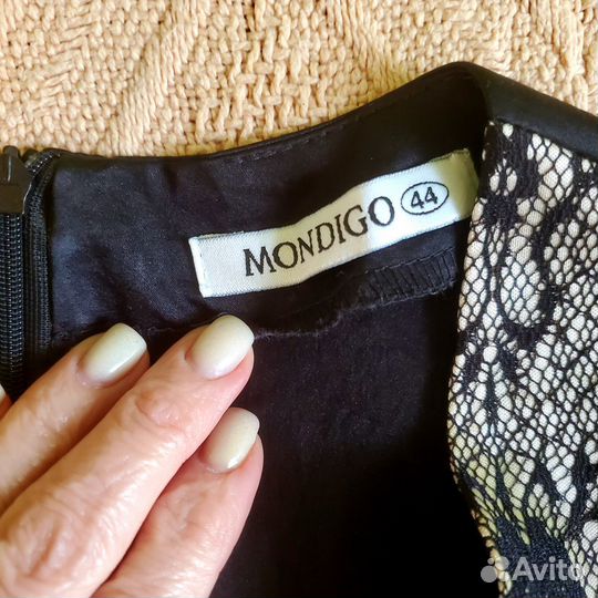 Платье Mondigo