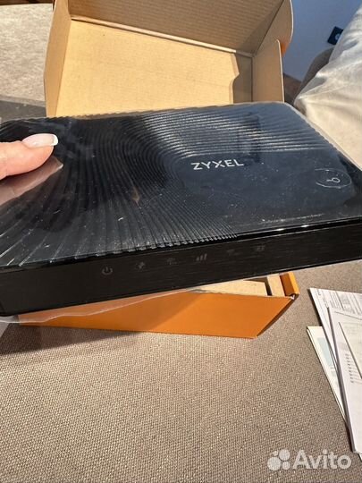 Роутер zyxel 4G LTE indoor-Router LTE3301-M209