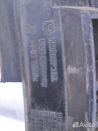 Кронштейн крыла задний левый Volkswagen Golf plus