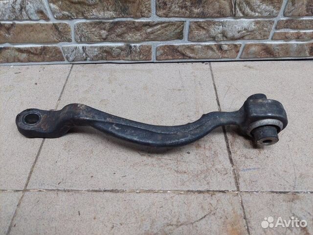 Рычаг подвески нижний передний правый