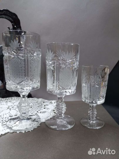 Хрустальные бокалы