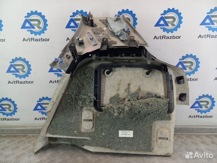 Обшивка багажника левая Opel Astra H Z18XER 1.8