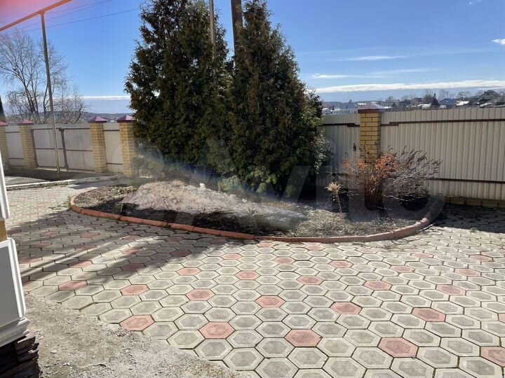 Дом 218 м² на участке 20 сот.