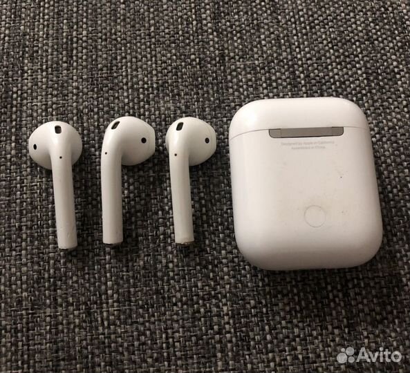 Airpods 1