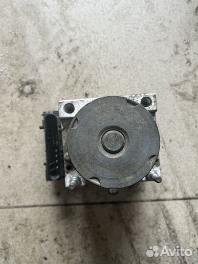 Блок ABS Nissan Note