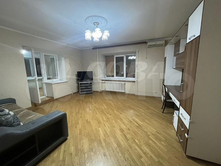 4-к. квартира, 159 м², 3/7 эт.