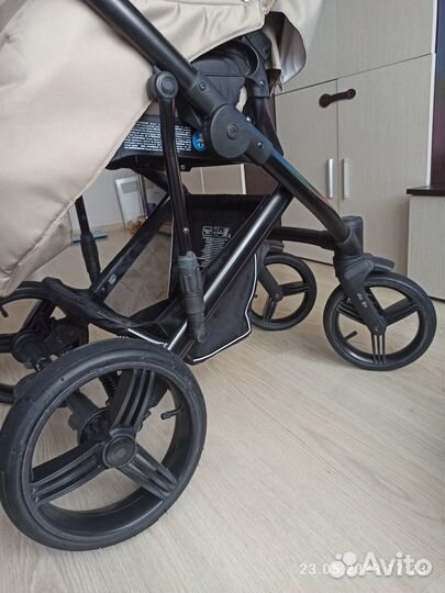 Коляска 2 в 1 Bebetto Magnum