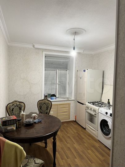 6-к. квартира, 122 м², 2/2 эт.