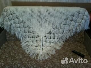 Шаль ручной вязки, белая, п/ш с каймой