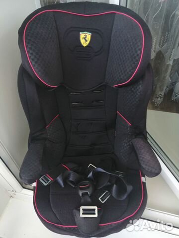 Автомобильное кресло