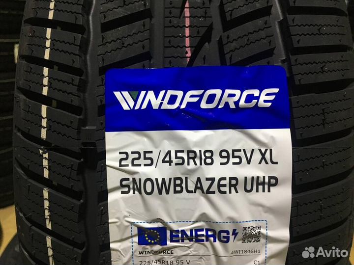 Windforce Snowblazer UHP 225/45 R18 95V