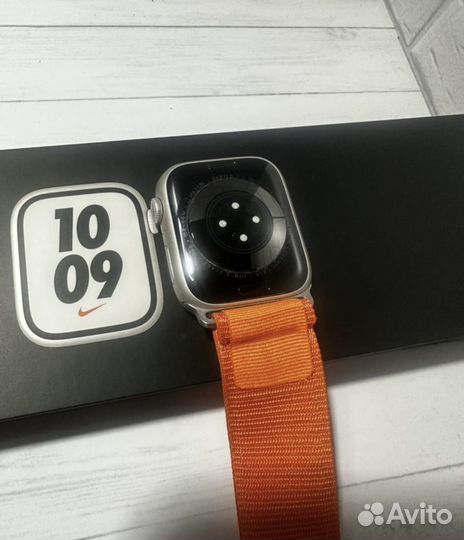 Часы apple watch 7 45 mm nike