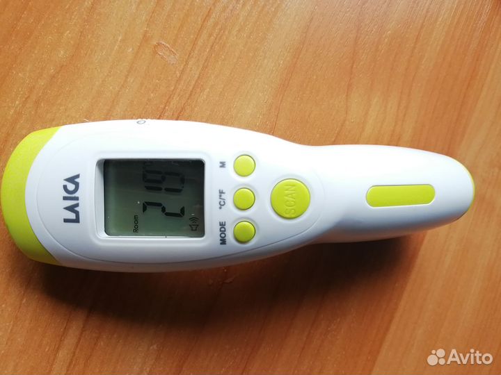 Бесконтактный инфракрасный термометр