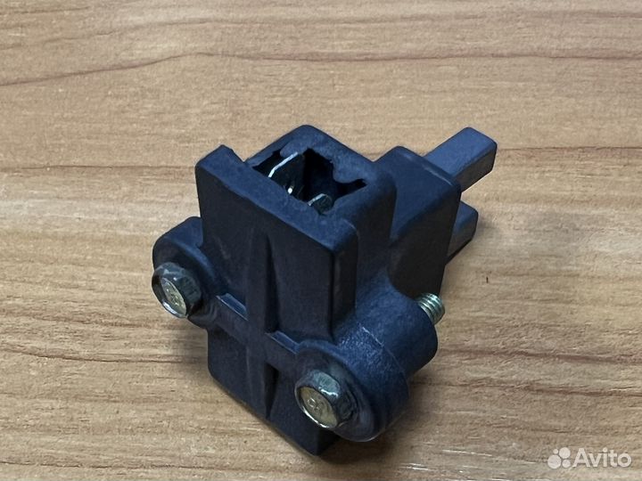 Щетка генератора УАЗ газ одноконтактная