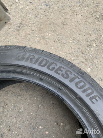 Bridgestone Turanza T005 235/45 R18 и 255/45 R18