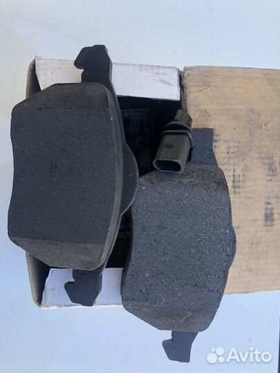 Тормозные колодки Audi, Volkswagen