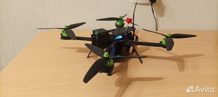 Квадрокоптер с камерой FPV 7