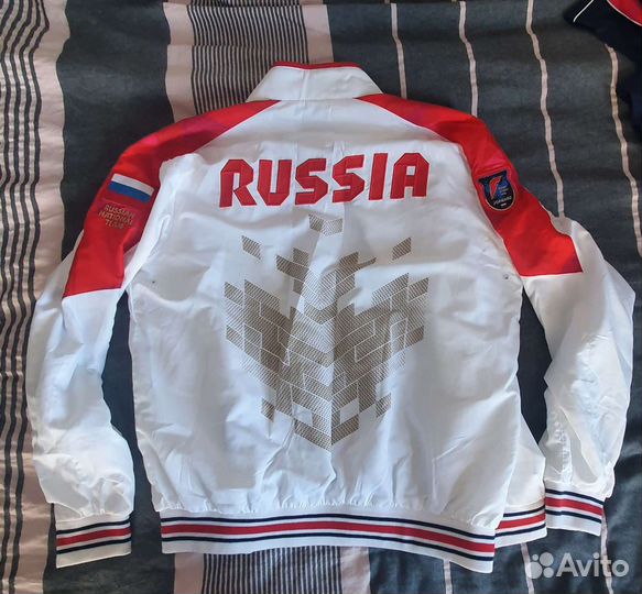 Костюм парадный