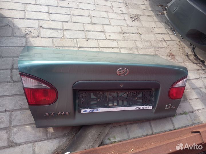 Задние фонари в крышку багажника Sens