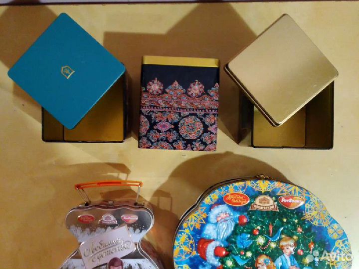 Жестяные коробки