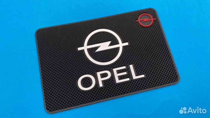 Коврик Opel на панель противоскользящий