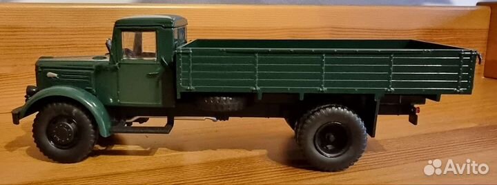 Модель автомобиля маз