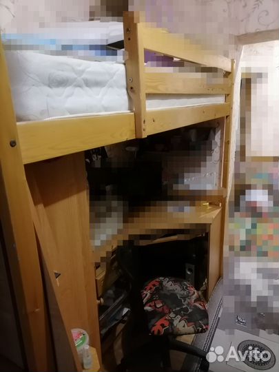 Детская кровать и гарнитур