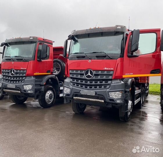 Водитель самосвала Mercedes-Benz (вахта, Ямал)
