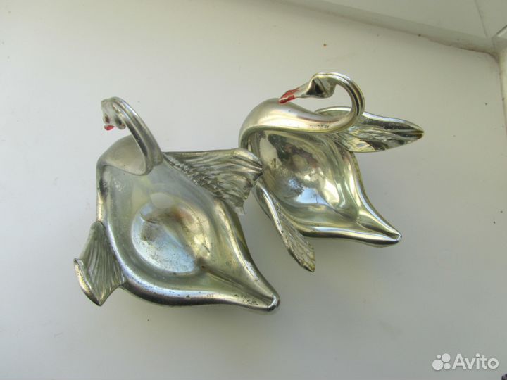Лебеди стекло старинные
