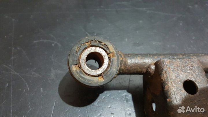 Рычаг подвески задний поперечный правый Subaru