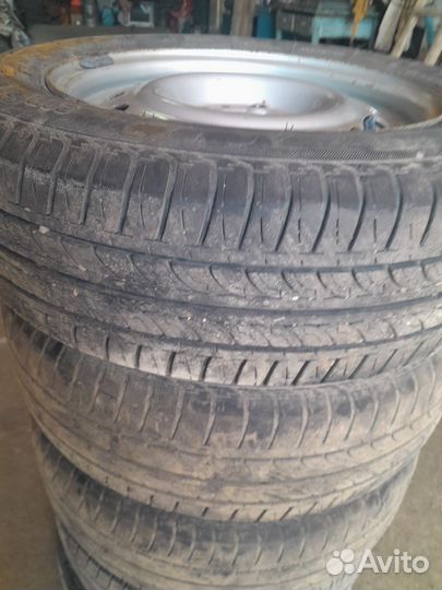 Шины на автомобиль
