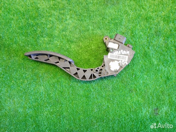 Педаль акселератора (газа) Renault Megane