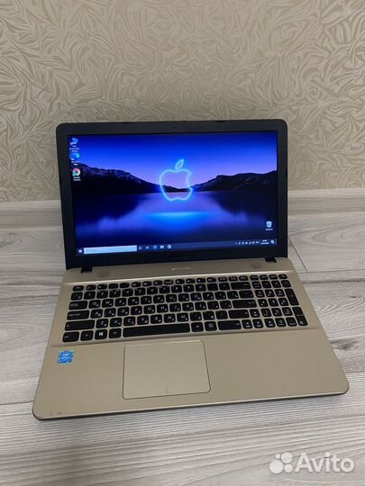 Ноутбук Asus D541SC в отличном состоянии