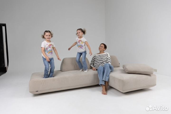 Диван 34502100 мм