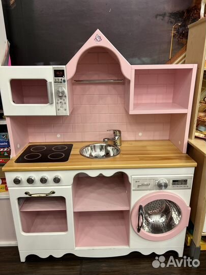 Детская кухня с водой