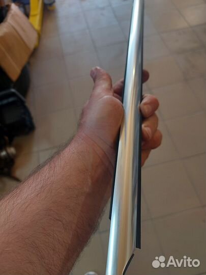 Молдинг заднего левого стекла VW Passat B8