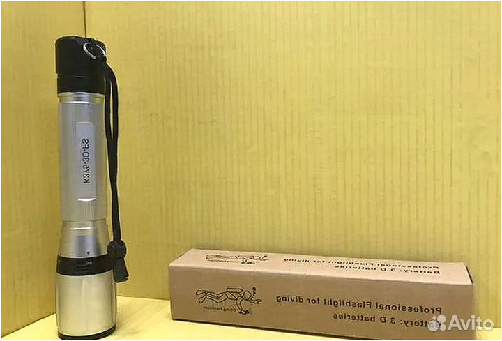 Фонарь подводный