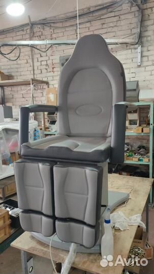 Педикюрное кресло с электроприводом