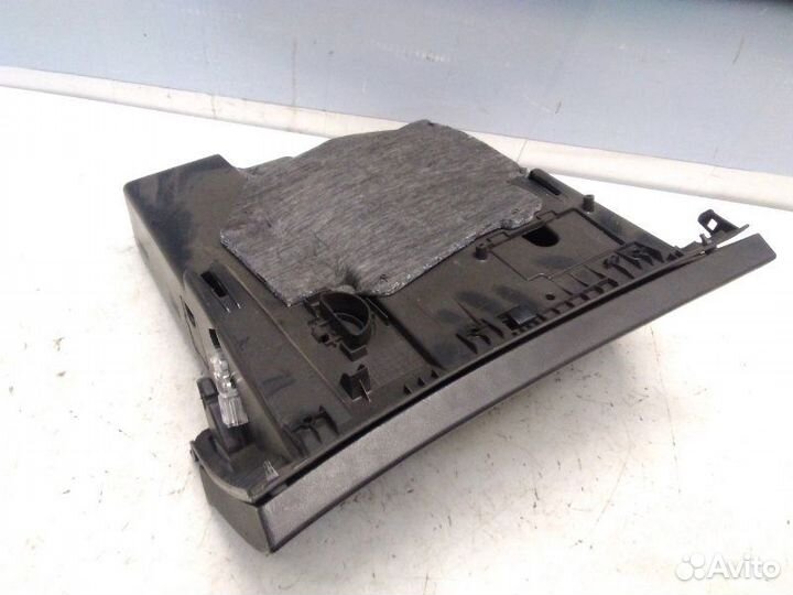 Бардачок Peugeot 308 2007-2015