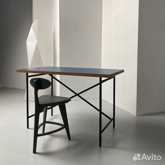 Письменный стол Ньютон