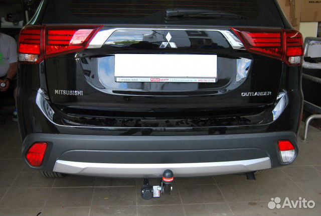 Фаркоп на Mitsubishi Outlander 3