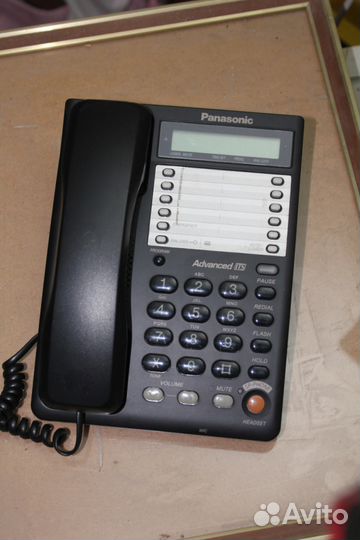 Телефон офисный кнопочный Panasonic KX-TS2365RUB