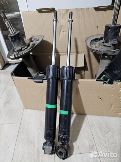 Стойки камри