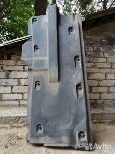 Защита днища левая Volkswagen Polo sedan 2011-2020