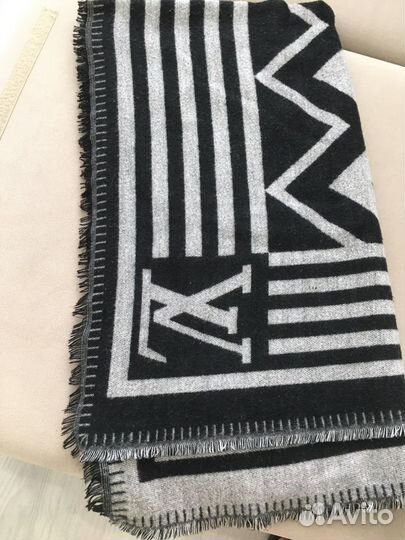 Шарф палантин новый louis vuitton
