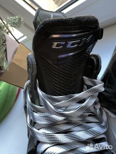 Хоккейные коньки CCM 100k PRO 9